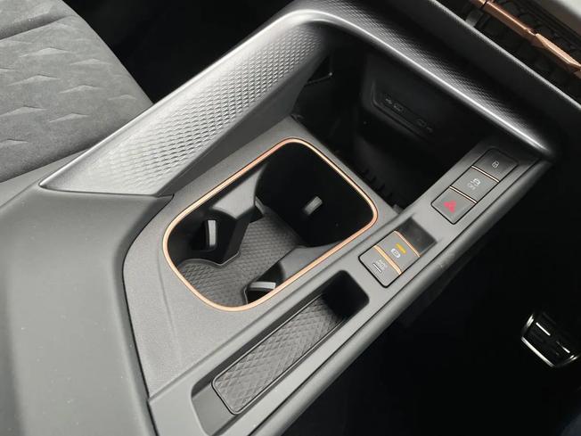CUPRA Terramar Photo 26