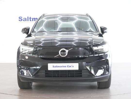 Volvo XC40 Photo 0d972dce-f40f-4bcb-a6c5-2b38b407f3cd.jpg
