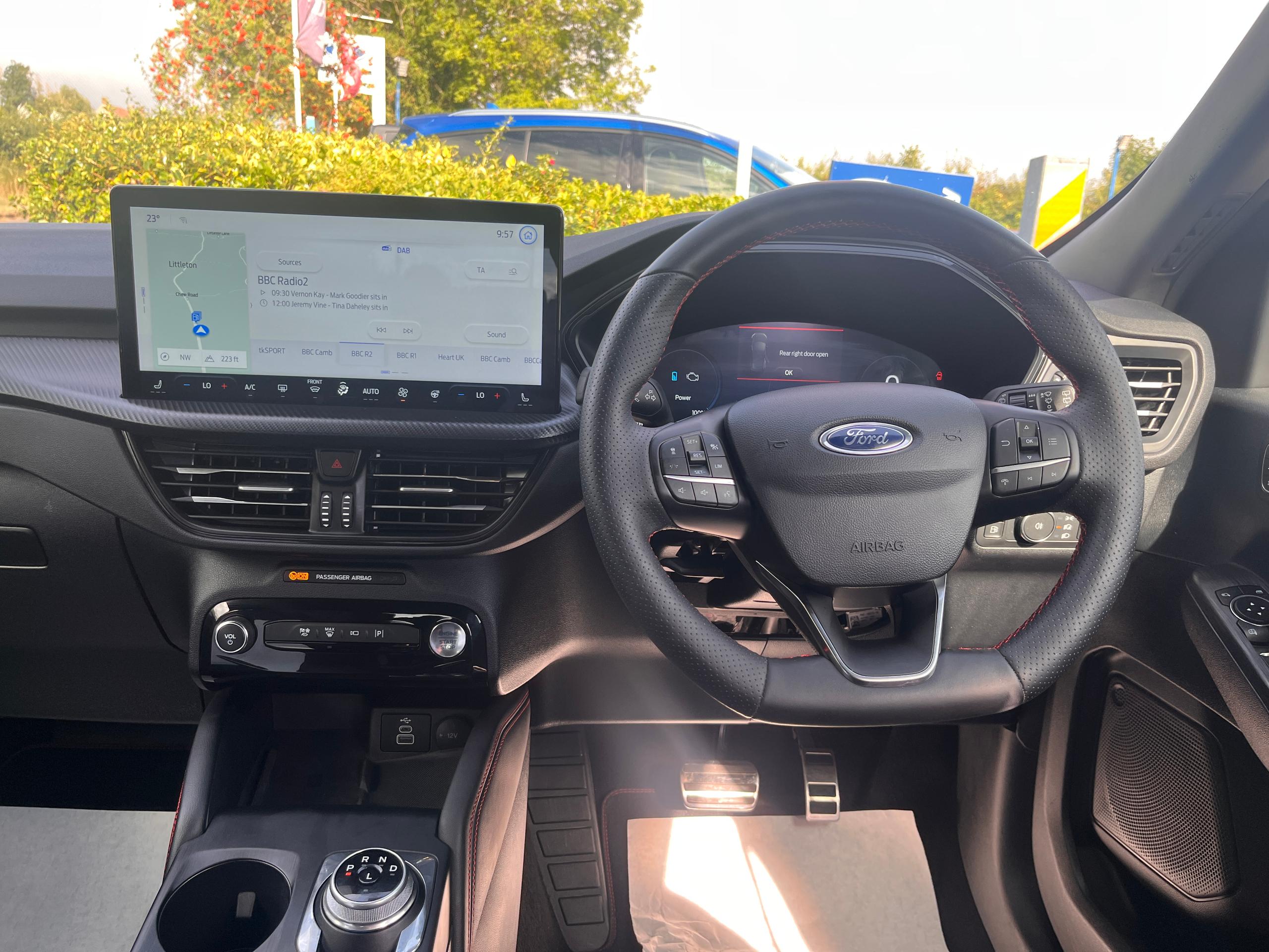 Used Ford KUGA AK74OMC 17