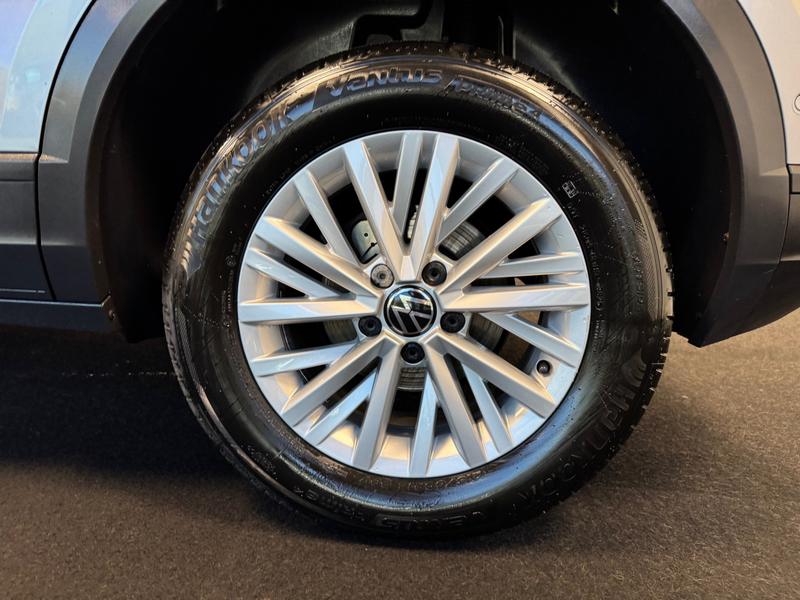 Volkswagen T-Roc Photo 0de1222d-31a5-4d7b-a271-ff0aeb7d6cf1.jpg