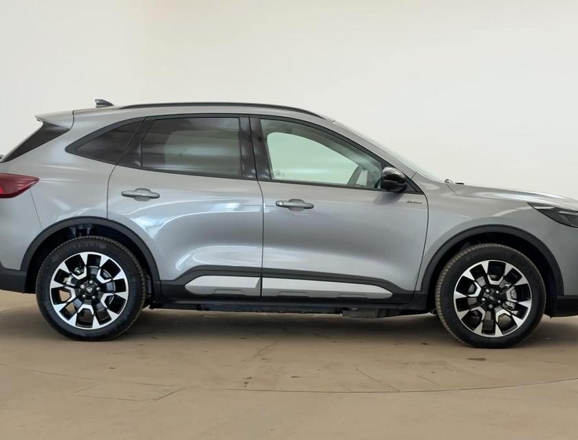 Ford Kuga Photo 0de99fe2-0c99-451a-9577-ca5528e4067b.jpg