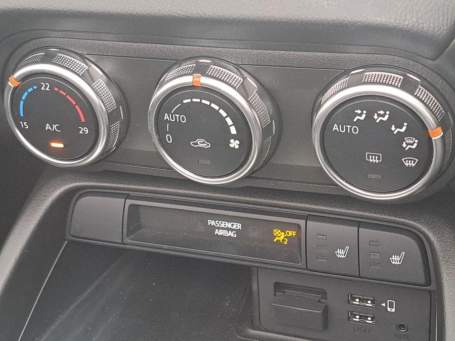 Mazda MX-5 Photo 0e21ba69-8ea8-4225-8907-eb3fb01ad248.jpg