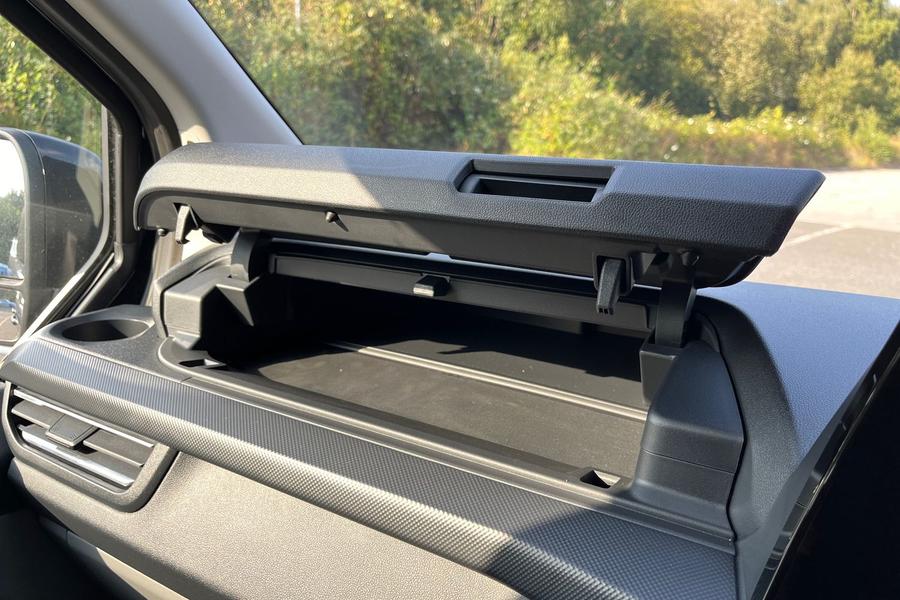 Ford TRANSIT CUSTOM Photo 0e38e124-f972-4696-af20-ad887c300362.jpg