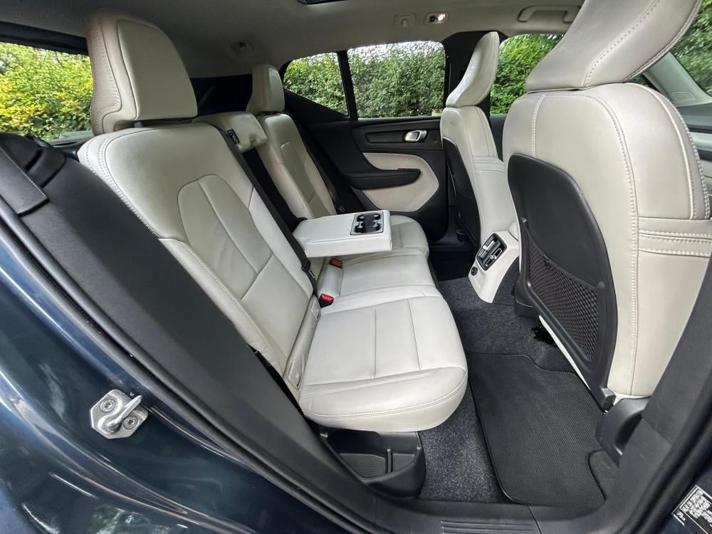 Used Volvo XC40 HG70AAO 25