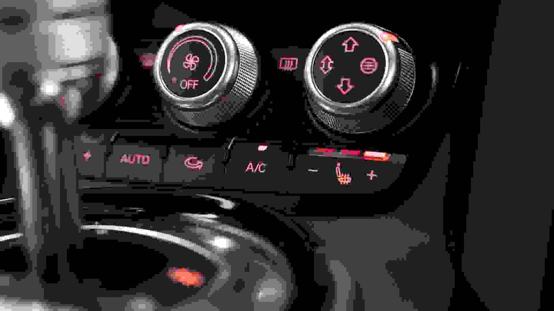 Audi R8 Photo 0e408686-4998-4917-963c-0a1668603f73.jpg