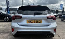 Ford FOCUS Photo 4
