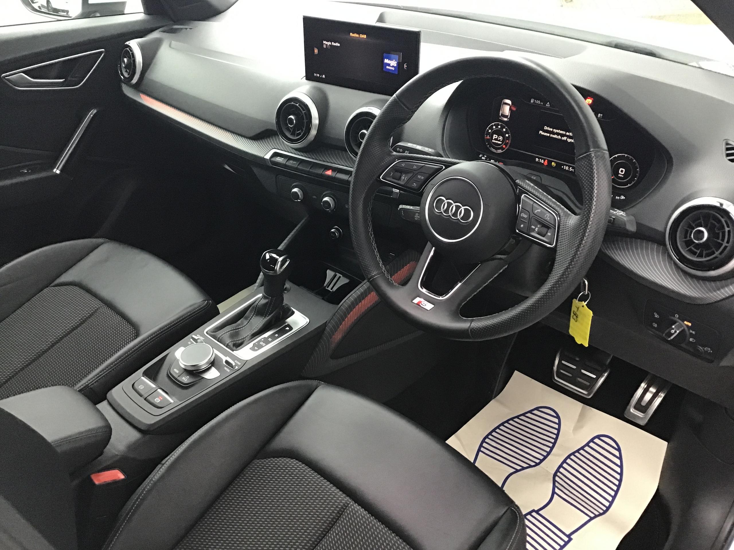 Audi Q2 Photo 19