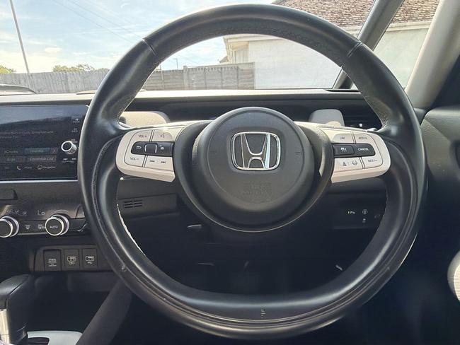 Honda Jazz Photo 0e6210c7-9e96-4e2c-86ed-98bd3a8b2155.jpg