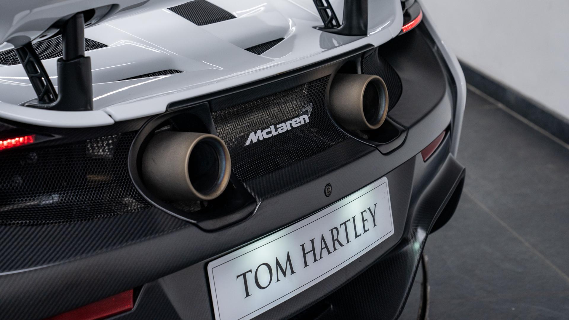 McLaren 675 LT Photo 0e66ecd4-bfba-4589-8176-d2e232c386c7.jpg