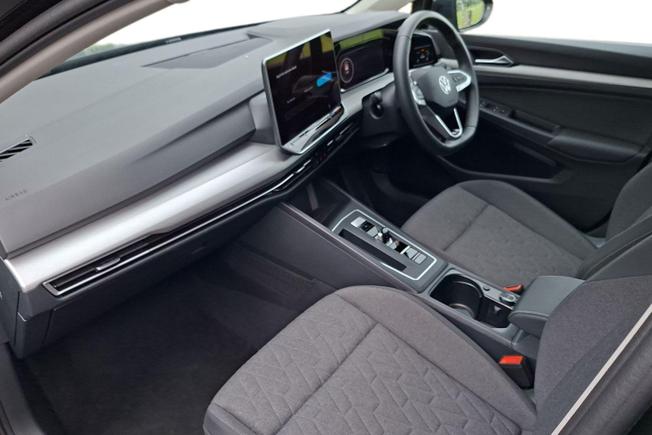 VOLKSWAGEN Golf Photo 2