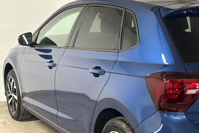 VOLKSWAGEN Polo Photo 26