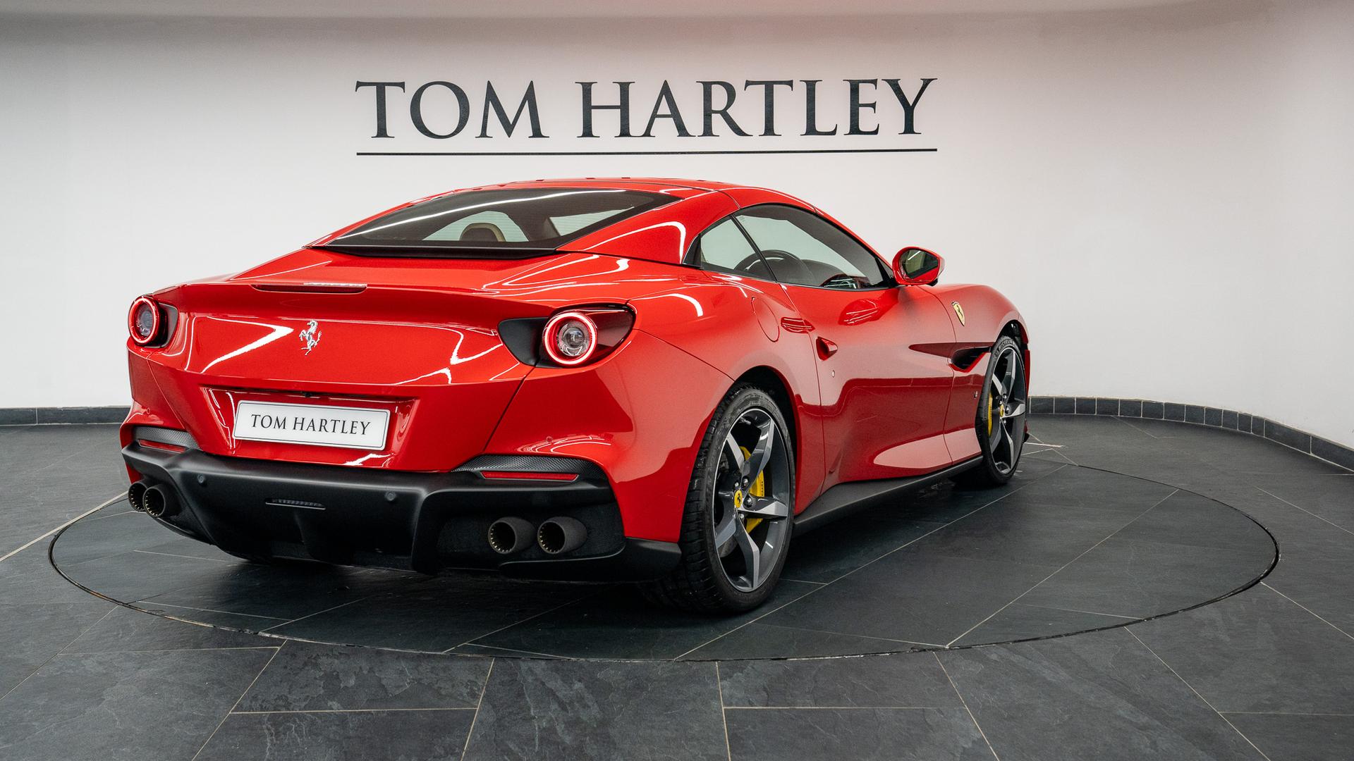 Ferrari Portofino Photo 0e74c1d4-24c1-4f4e-87f4-69292acc7051.jpg