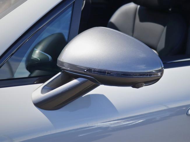 PORSCHE Macan Photo 10