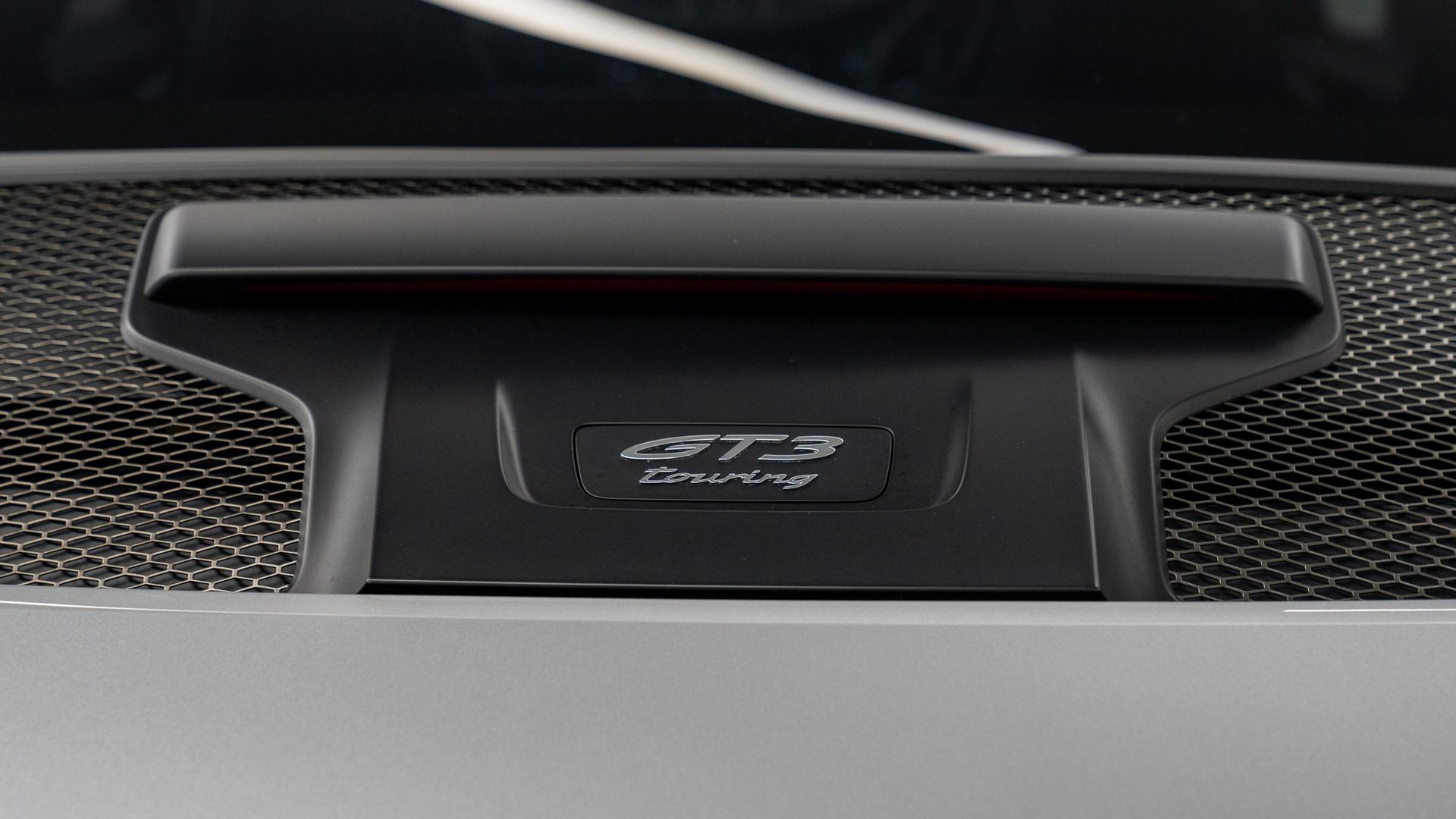Porsche 911 Photo 0e7d6094-bbcd-4263-b5ae-22a142745cf2.jpg