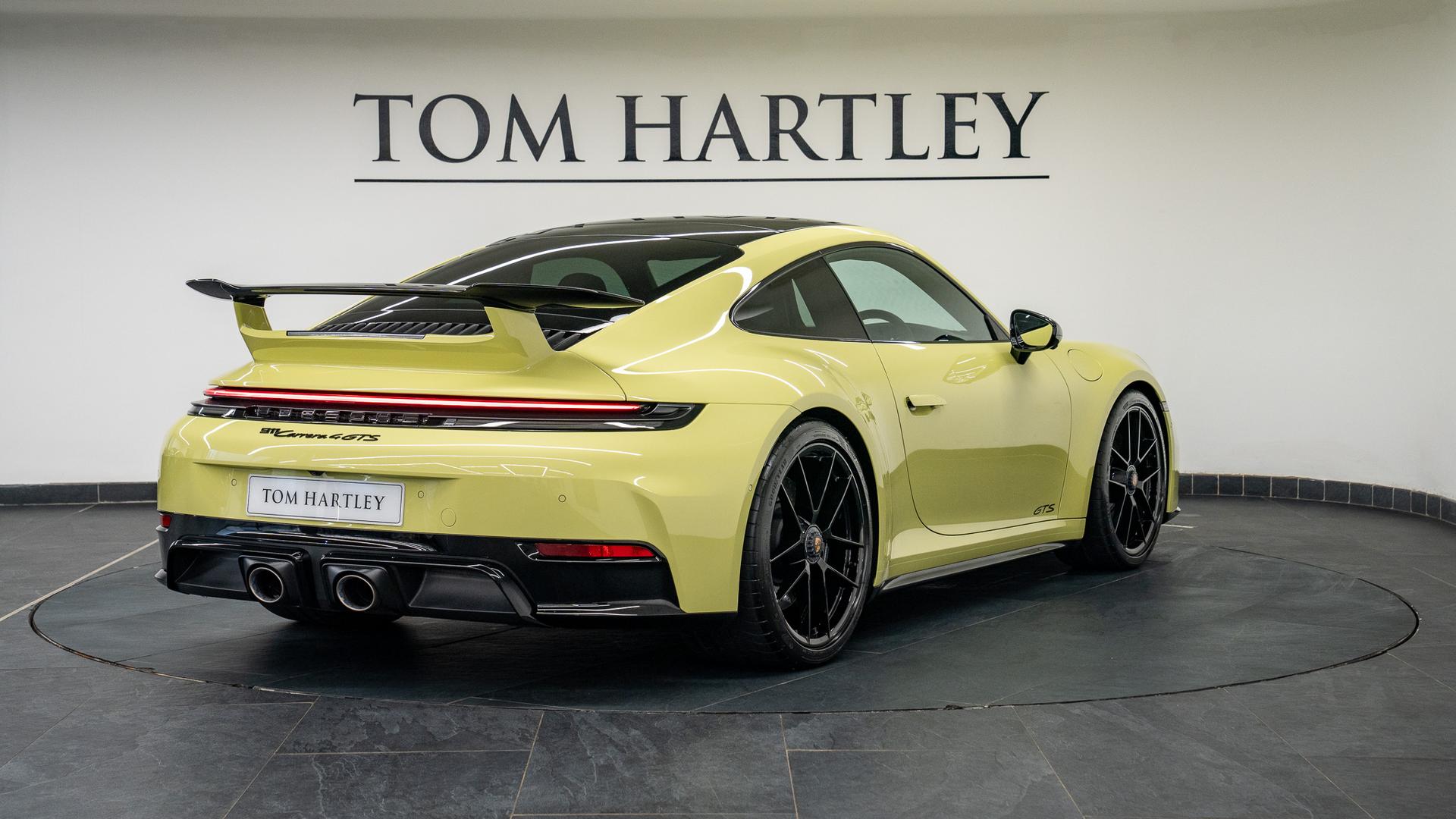 Porsche 911 (992.2) Photo 0e807678-7a76-4f46-92e7-997c2408bd42.jpg