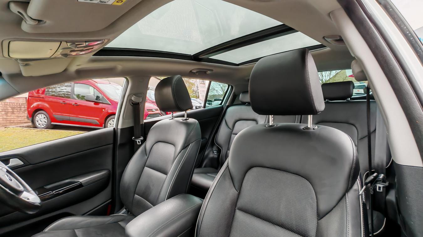 Used Kia Sportage LA69HHC 27