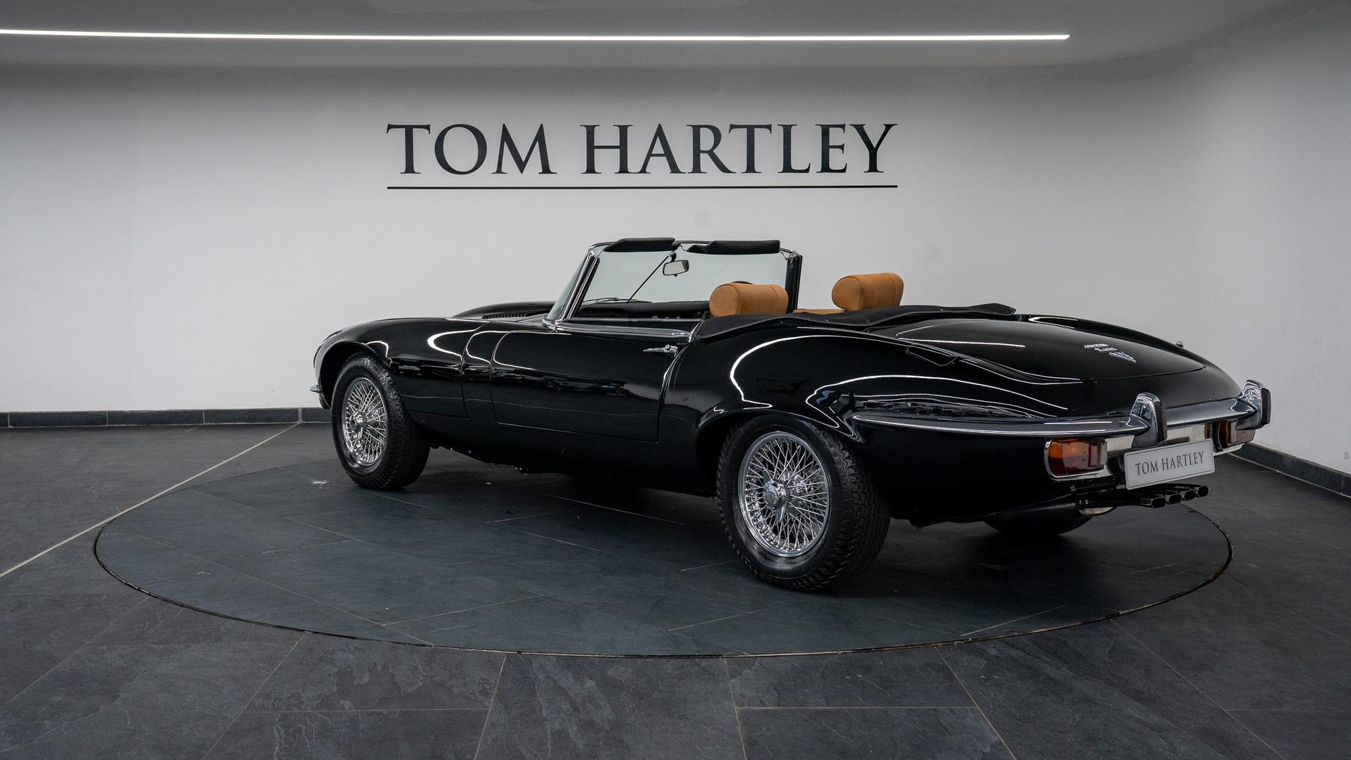 Jaguar E-Type Series III V12 Photo 0ead4ee8-7ce2-4937-953d-8f2d3caacb71.jpg