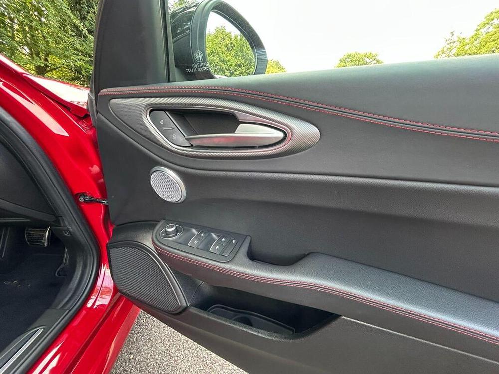 Used Alfa Romeo Giulia RA25EVW 26
