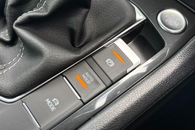 VOLKSWAGEN Tiguan Photo 39