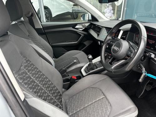 Audi A1 Photo 0ee796af-ddb1-4852-85c8-d5d69b0d387a.jpeg