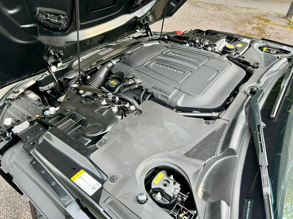 Used Jaguar F-Type LN23YFP 23