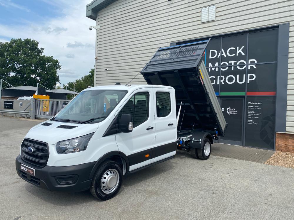 Ford Transit Photo 0ef53cfa-9e2b-45e4-9928-37b2b0c60c83.jpg