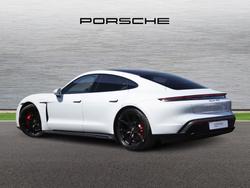 PORSCHE Taycan Photo 2