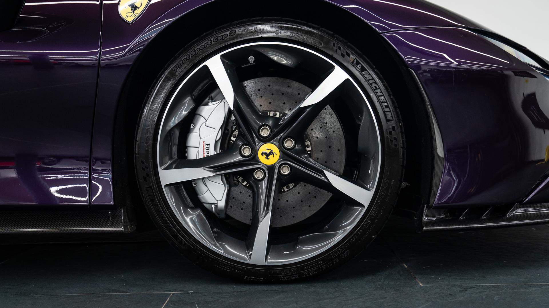Ferrari SF90 Photo 0eff8f98-8b02-409f-8b06-5bf4770be77a.jpg