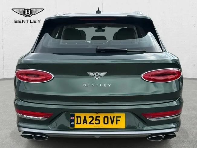 BENTLEY Bentayga Photo 17