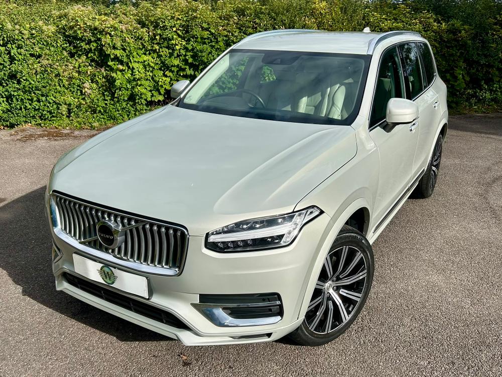 Used Volvo XC90 SD22URT 4