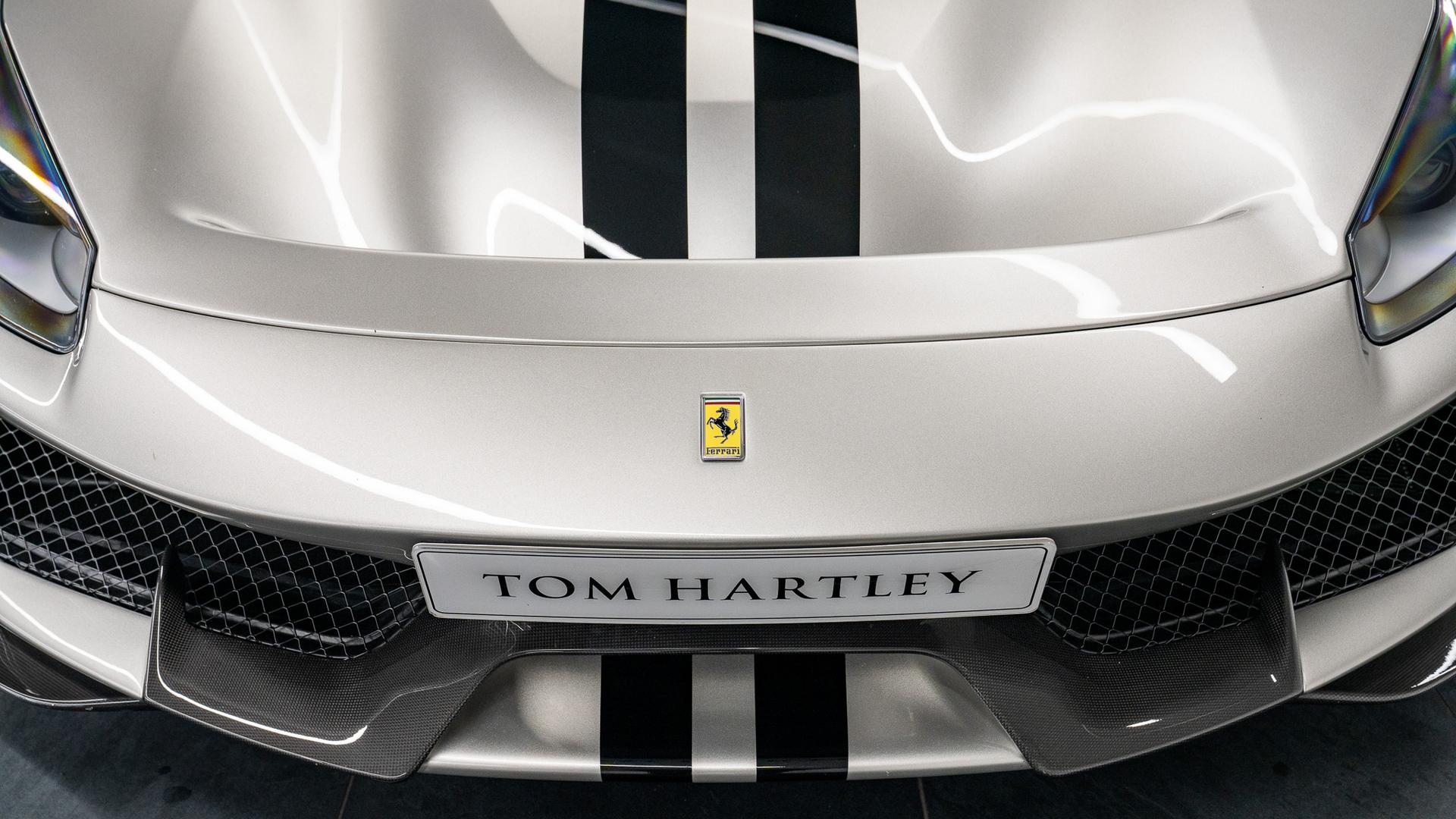 Ferrari 488 Photo 0f1ba9b9-7e63-4014-97de-eb5e350a0c96.jpg