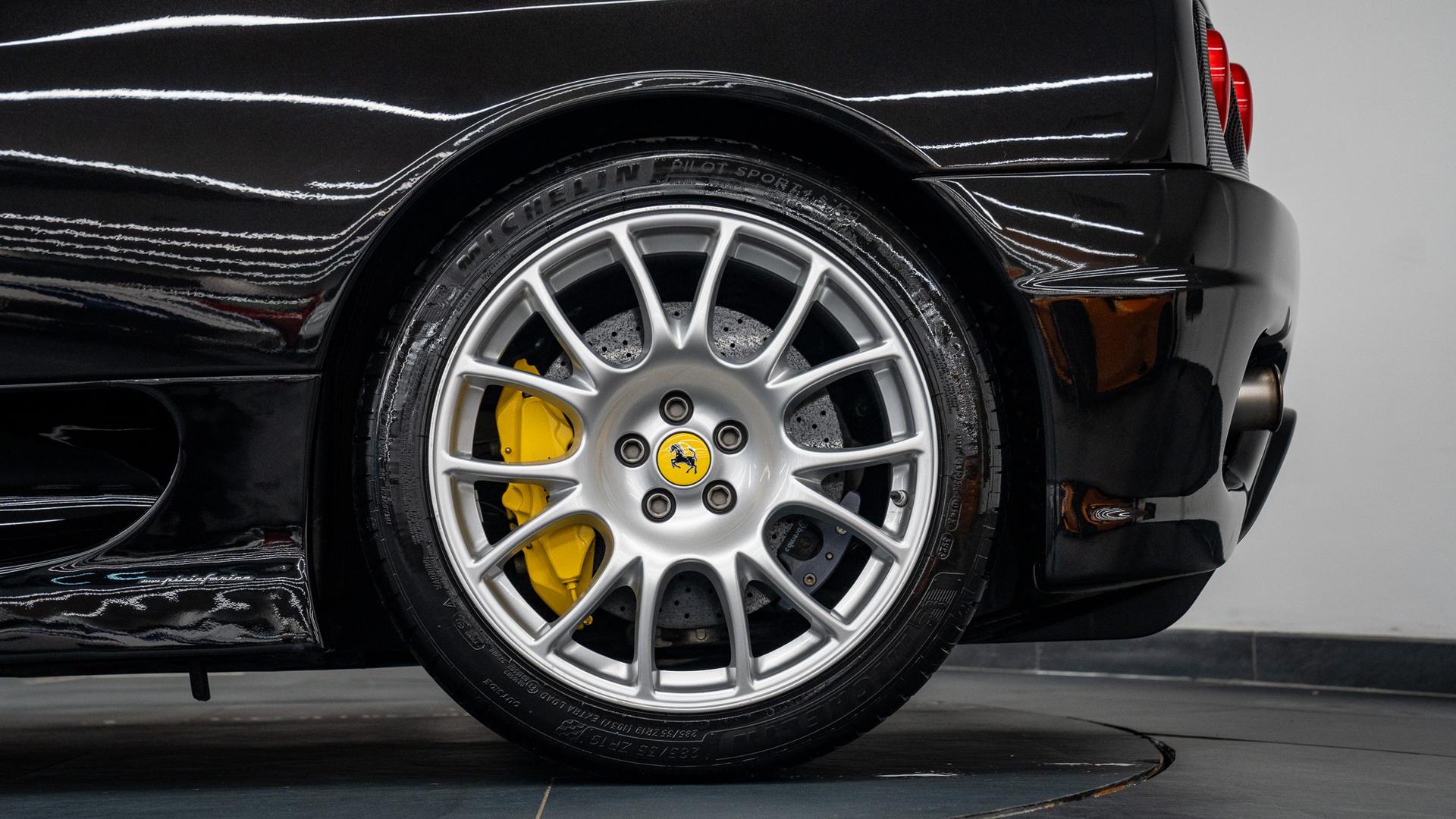 Ferrari 360 Photo 0f1ea194-5f2e-4628-80aa-acd4e3284c7e.jpg