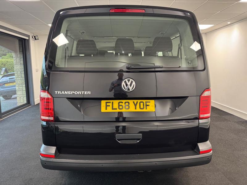 Volkswagen Transporter Shuttle Photo 0f1eb227-fd70-4865-ab00-8e23631a1c3b.jpg