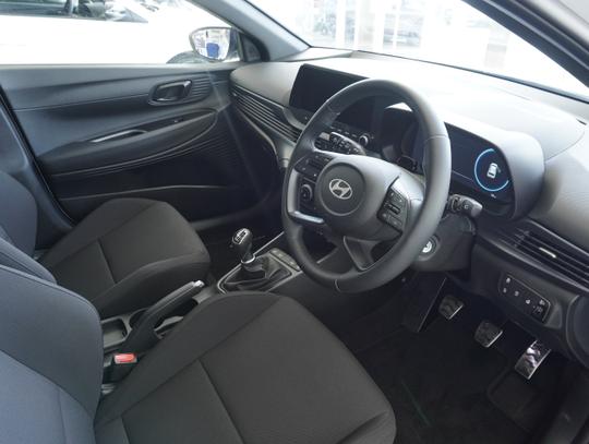 Hyundai BAYON Photo 0f1ee6c5-1670-4a03-8776-c695a39bf5ff.jpg