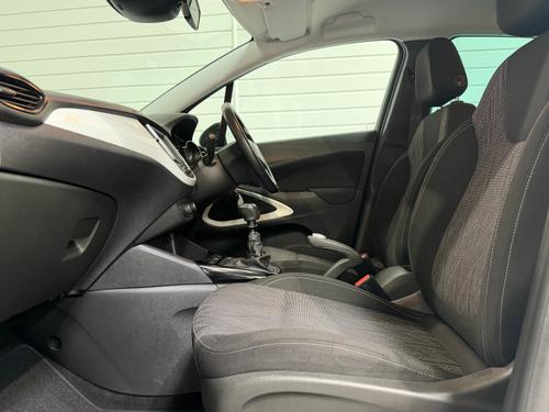 Vauxhall Crossland X Photo 0f1fdd9f-a2b5-43f4-9353-af42f53c6dea.jpeg