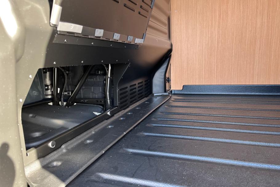 Used Ford TRANSIT CUSTOM PREDATORPHEV01 5