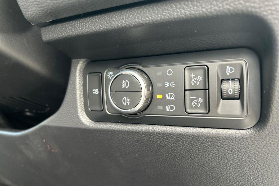 Ford RANGER Photo 0f3ad5d6-8645-4be0-bf70-fc0f281637f8.jpg
