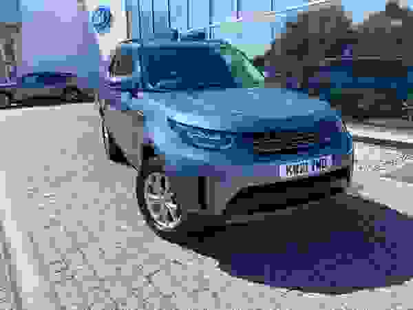 Used 2021 Land Rover DISCOVERY SD6 COMMERCIAL SE BLUE at Dinnages