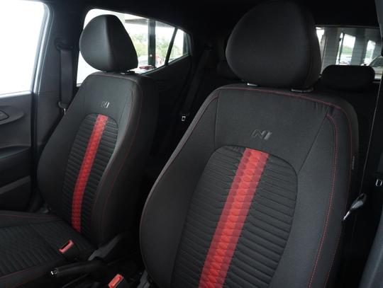 Hyundai i10 Photo 0f4ff0f8-fafb-44e0-a033-da83fe35dc5d.jpg