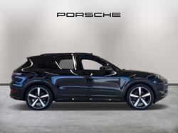 PORSCHE Cayenne Photo 2