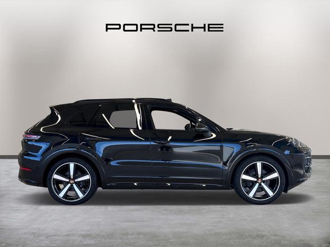 PORSCHE Cayenne Photo 2