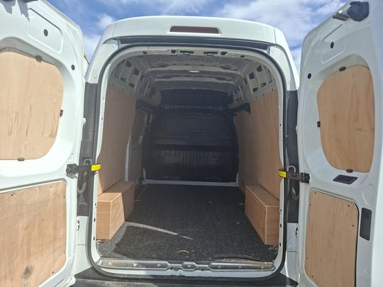 MAXUS DELIVER 7 Photo