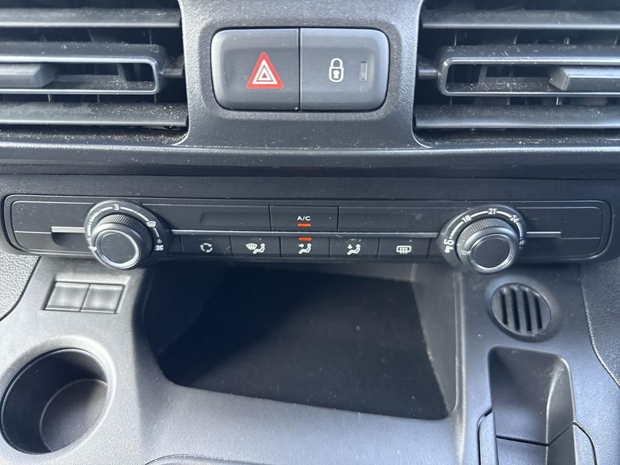Citroen Berlingo Photo 0f5fe9a2-18a1-4357-90a6-da9fd4c540bd.jpg