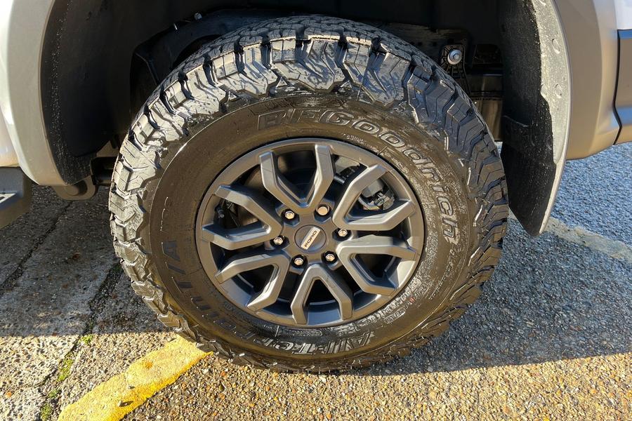 Ford RANGER Photo 0f6fe8a5-7793-4189-b619-8d3a43028fa7.jpg