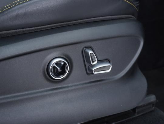 Maserati Grecale Photo 0f7697c8-801f-41da-8267-27246ca90d3e.jpg