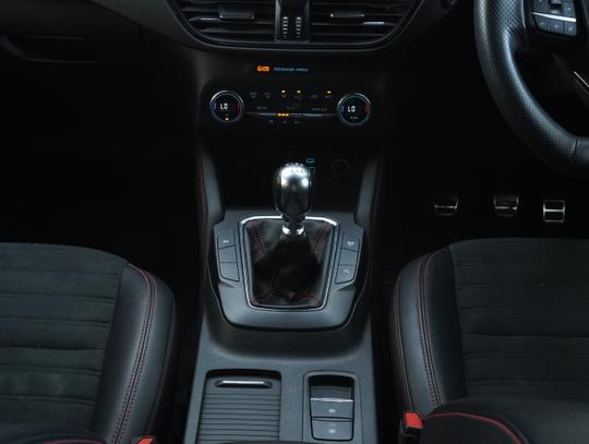 Ford Kuga Photo 0f9aa0a5-af3f-4d10-9c5b-6ef790729443.jpg