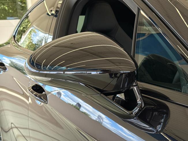 PORSCHE Panamera Photo 10