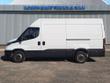 Iveco DAILY 3520L HIGH ROOF Photo 3
