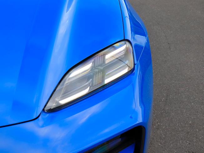 PORSCHE Macan Photo 11