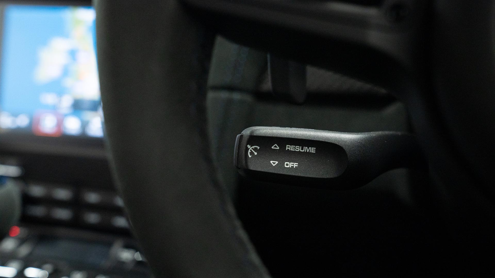 Porsche 718 Cayman Photo 0fd008f1-0aa4-40d1-b1ff-ac251229b477.jpg